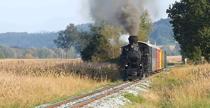 Durchfahrt des Stainzer Flascherlzugs